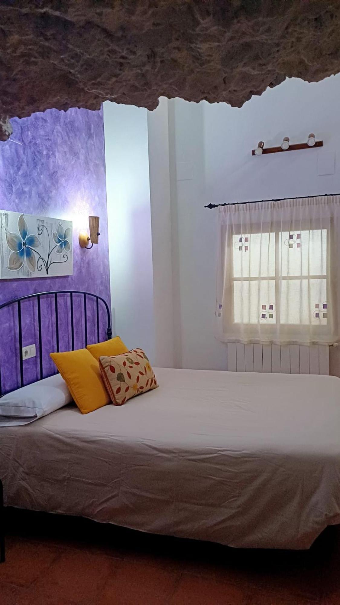 Hostal Casas Alcala Alcala del Jucar Habitación foto