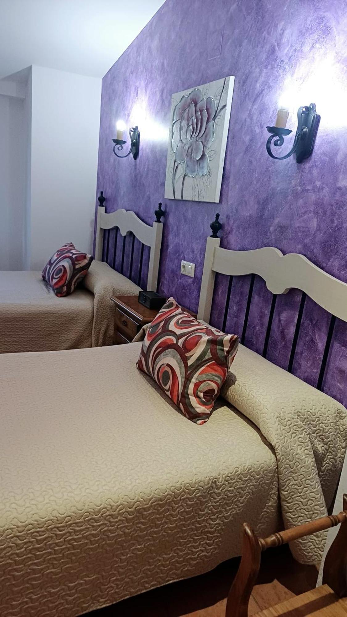 Hostal Casas Alcala Alcala del Jucar Habitación foto
